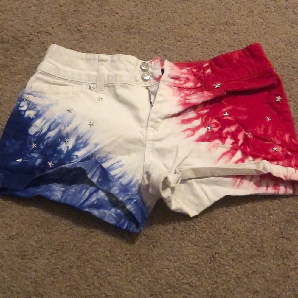 Nobo size 5 red white and blue Jean shorts with stars